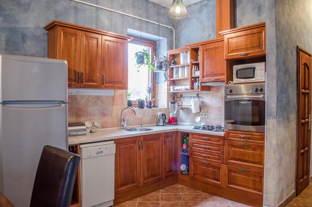 Kohaz Apartman Apartment Veszprém Exterior photo